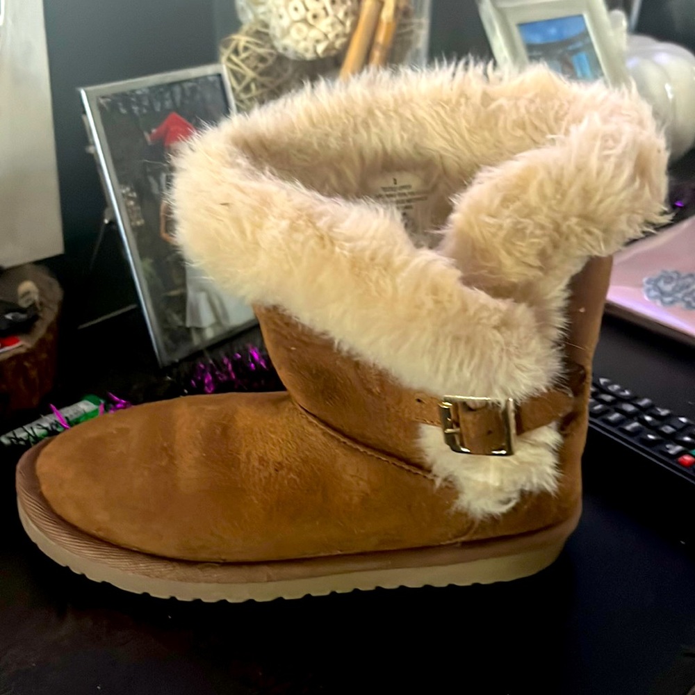 Girls winter boots